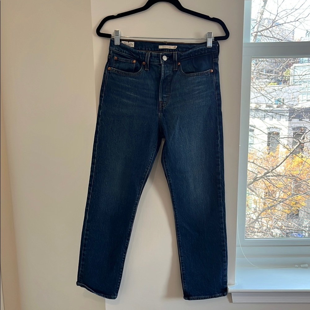 Levi’s Wedgie Straight Jeans